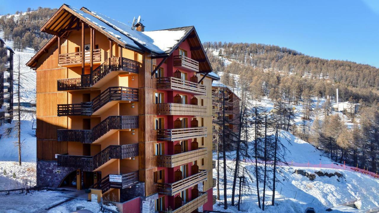 Vacanceole - Residence Vega Risoul Eksteriør billede